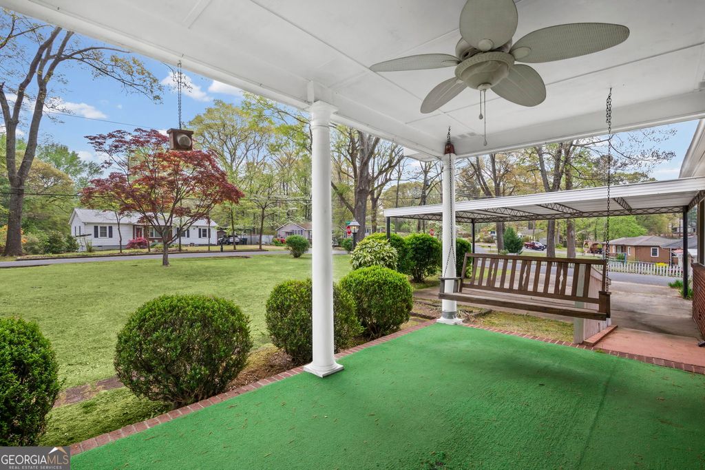 Photo of 5760 Brenda Drive SW, Mableton, GA 30126 (MLS # 10727717)