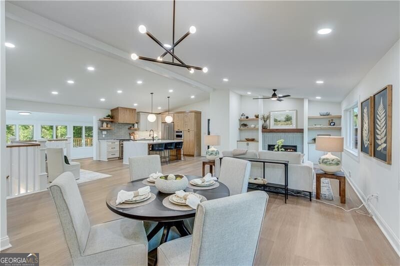 808 Sherwood RD
