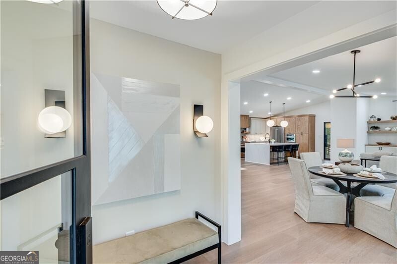 808 Sherwood RD