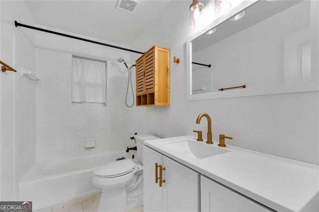 351 Cherokee AVE SE 6