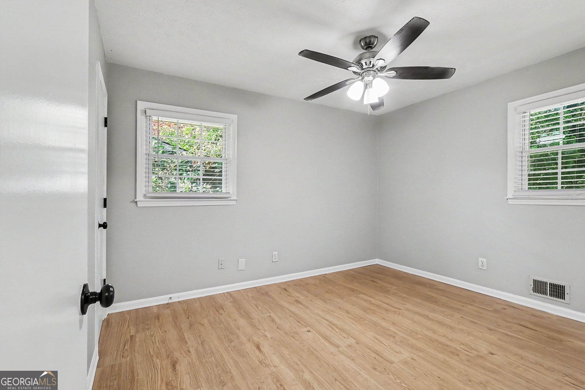 2538 Burton CIR