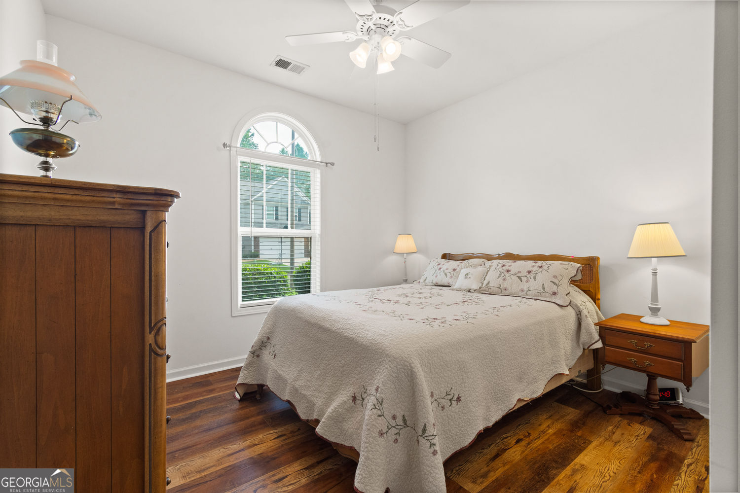 RIVER BROOKE - Residential