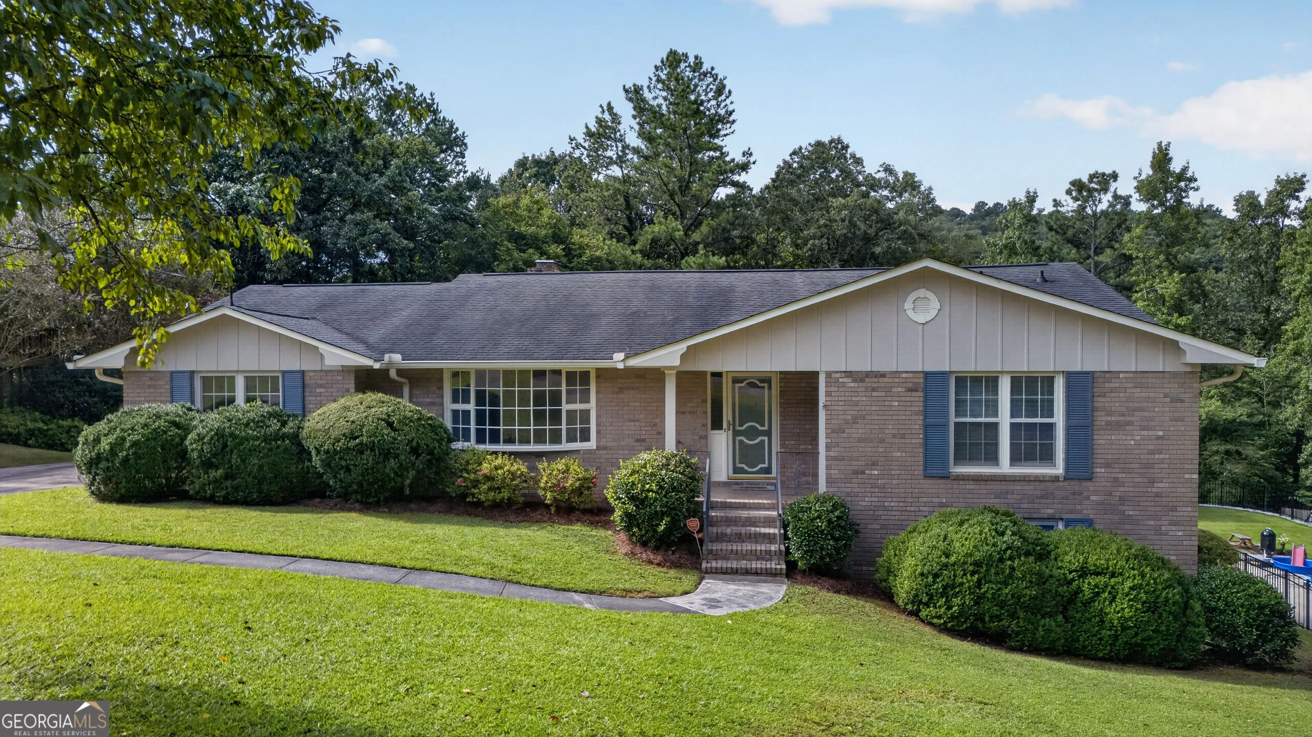 22 Riverview Road SE