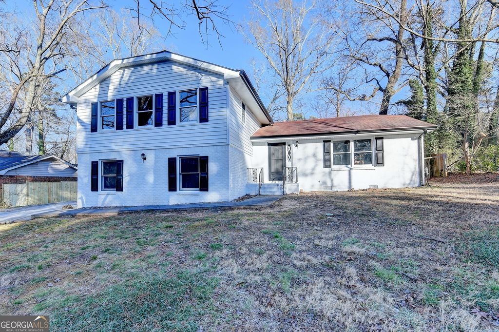 Photo of 491 Allana Court, Stone Mountain, GA 30087 (MLS # 10698400)