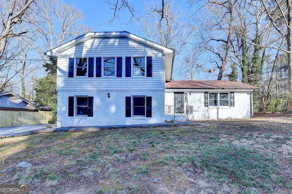 Photo of 491 Allana Court, Stone Mountain, GA 30087 (MLS # 10698400)