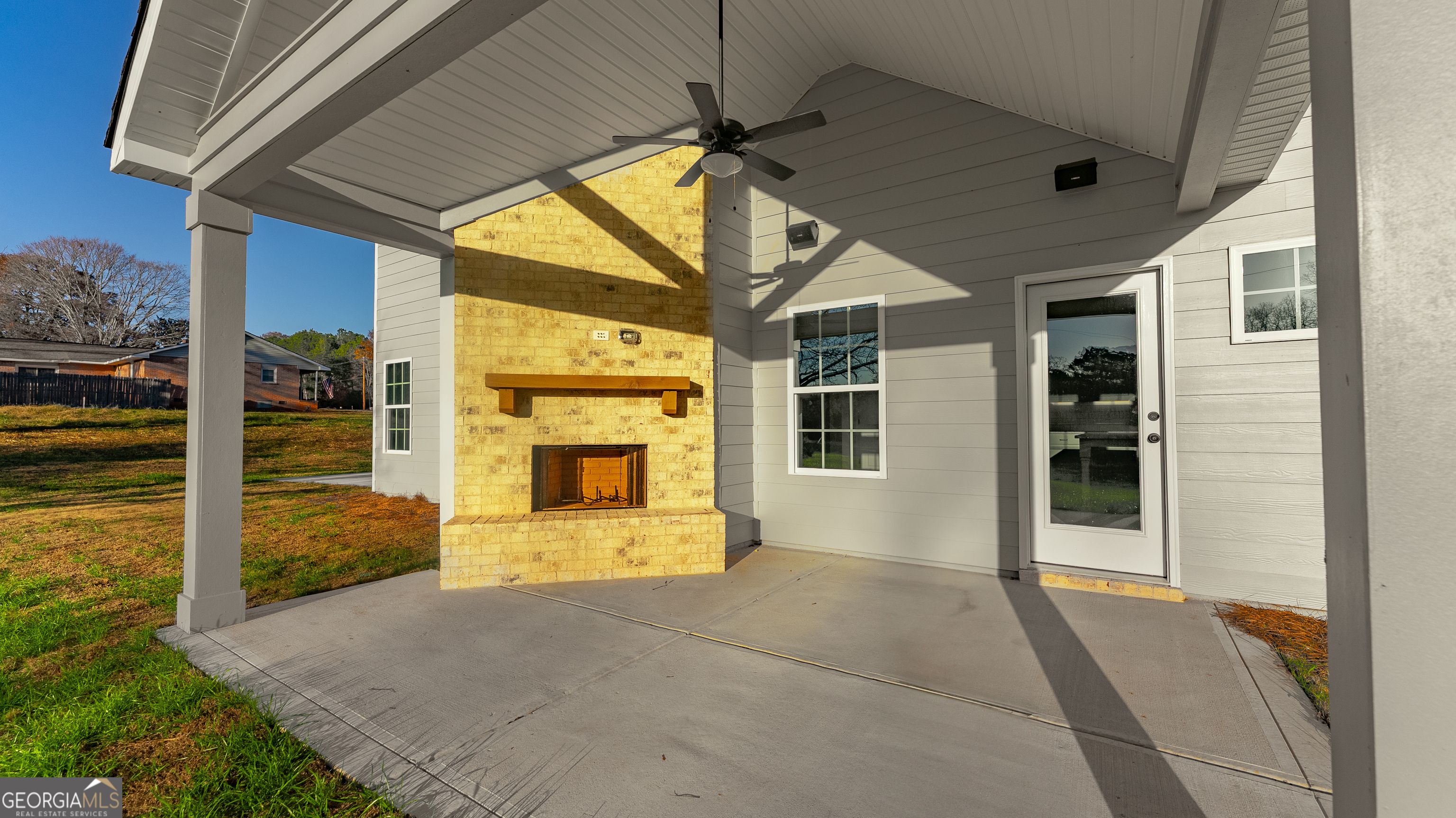 575 Mountain View RD 17B