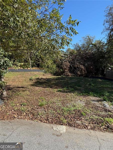 2371 SAINT JAMES DR NW