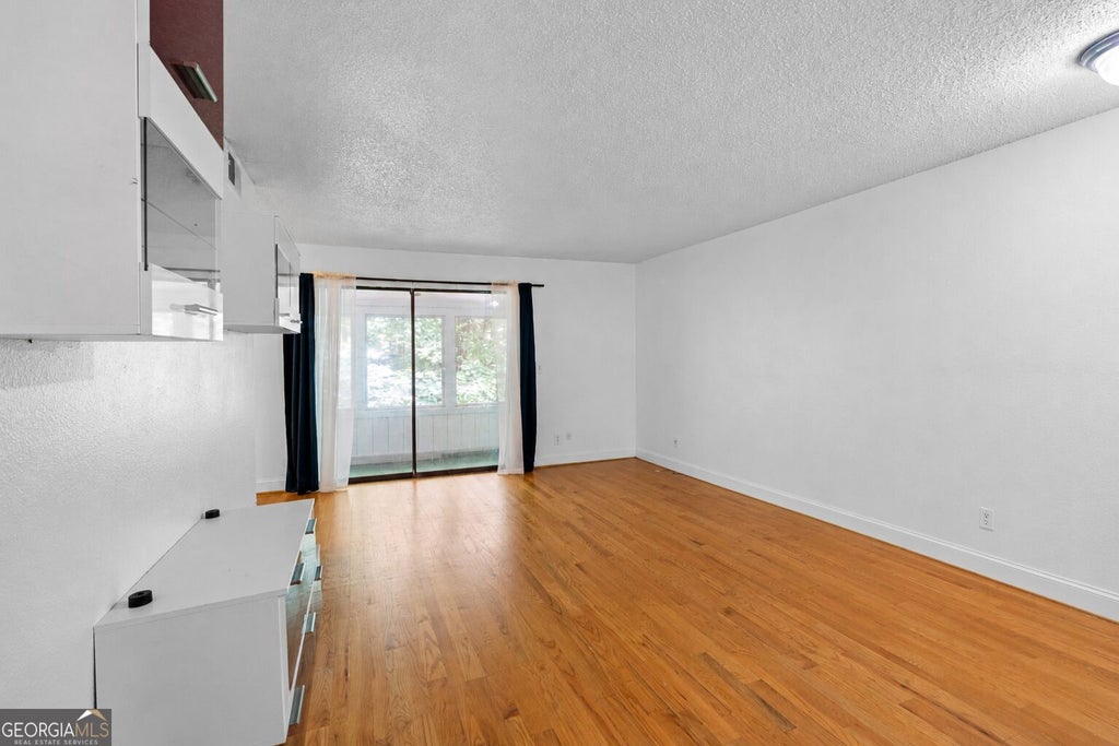 Photo of 814 Seasons Parkway, Norcross, GA 30093 (MLS # 10869796)