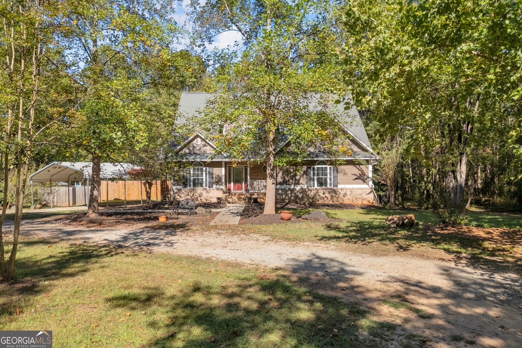 Photo of 95 Racetrack Road, Danielsville, GA 30633 (MLS # 10874410)