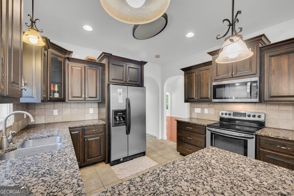 Photo of 95 Racetrack Road, Danielsville, GA 30633 (MLS # 10874410)