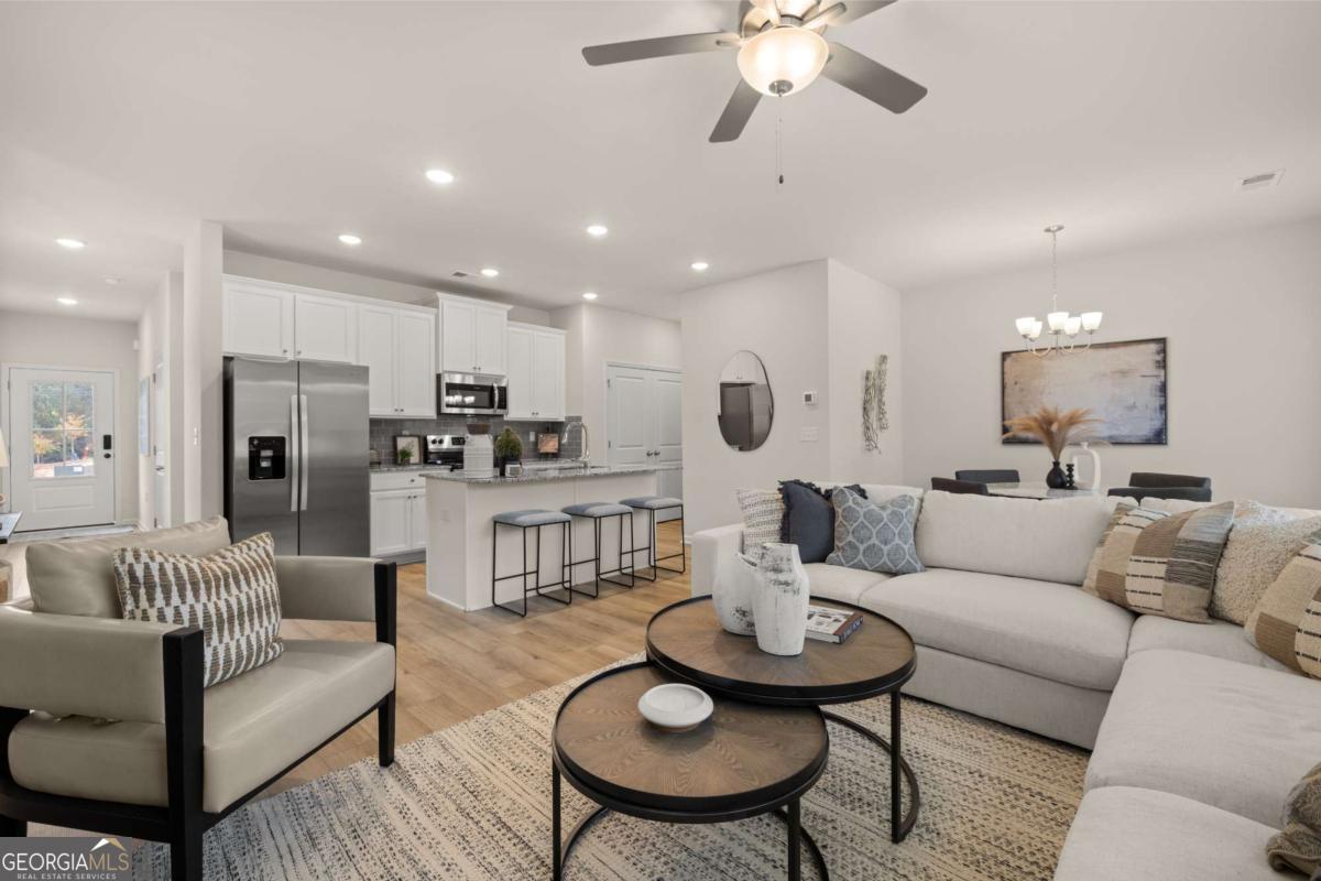 Rivershire Place - Residential