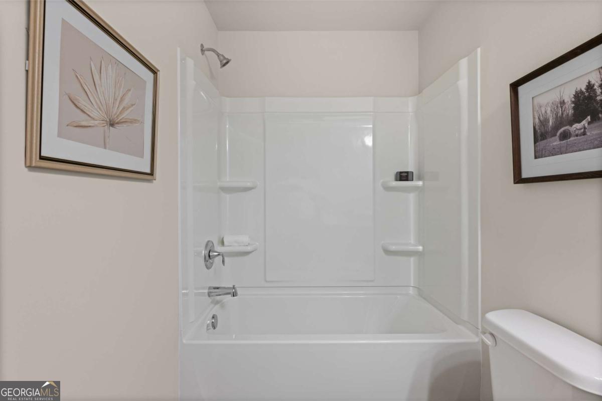 Rivershire Place - Residential