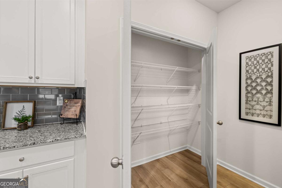 Rivershire Place - Residential