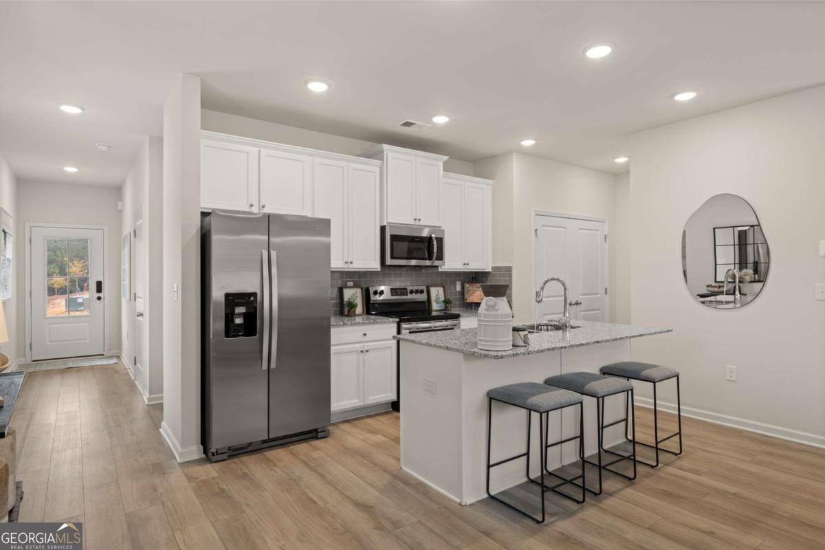 Rivershire Place - Residential