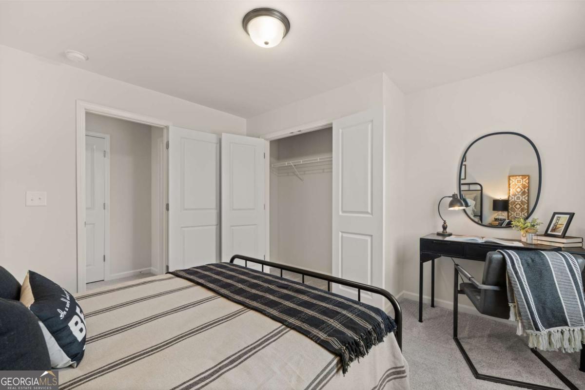 Rivershire Place - Residential
