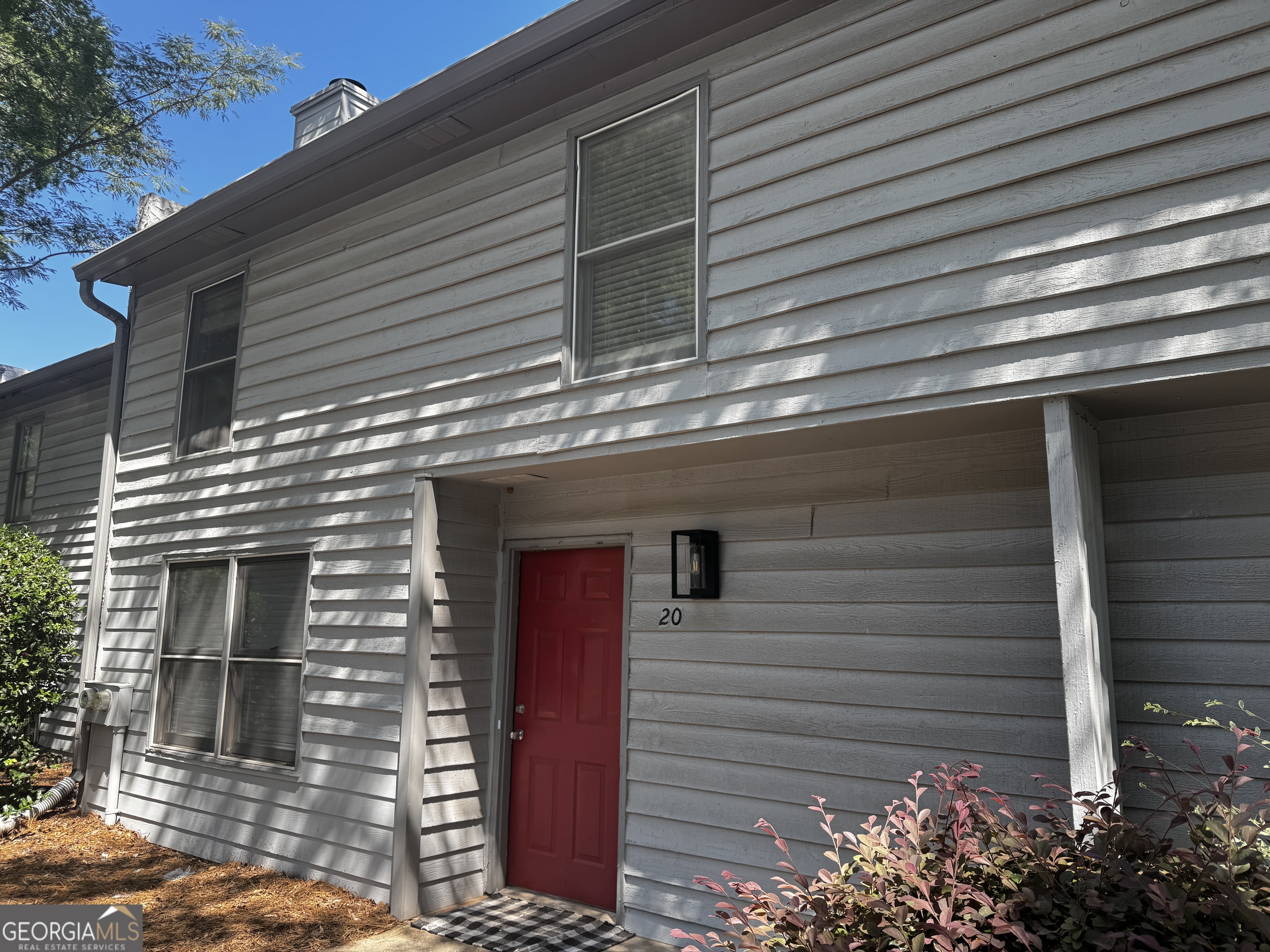 Fully Renovated Townhouse Near UGA - Move-In Ready! Welcome to this beautifully remodeled 2-bedroom, 1.5-bathroom townhouse conveniently located just minutes from the University of Georgia. This home features brand-new flooring, fresh interior paint, and a stylish kitchen complete with new granite countertops. Both spacious bedrooms are located upstairs, offering privacy and comfort, while the main floor includes a modern half bath and a dedicated laundry area for added convenience. The open layout and thoughtful updates make this the perfect home for students, first-time buyers, or investors.