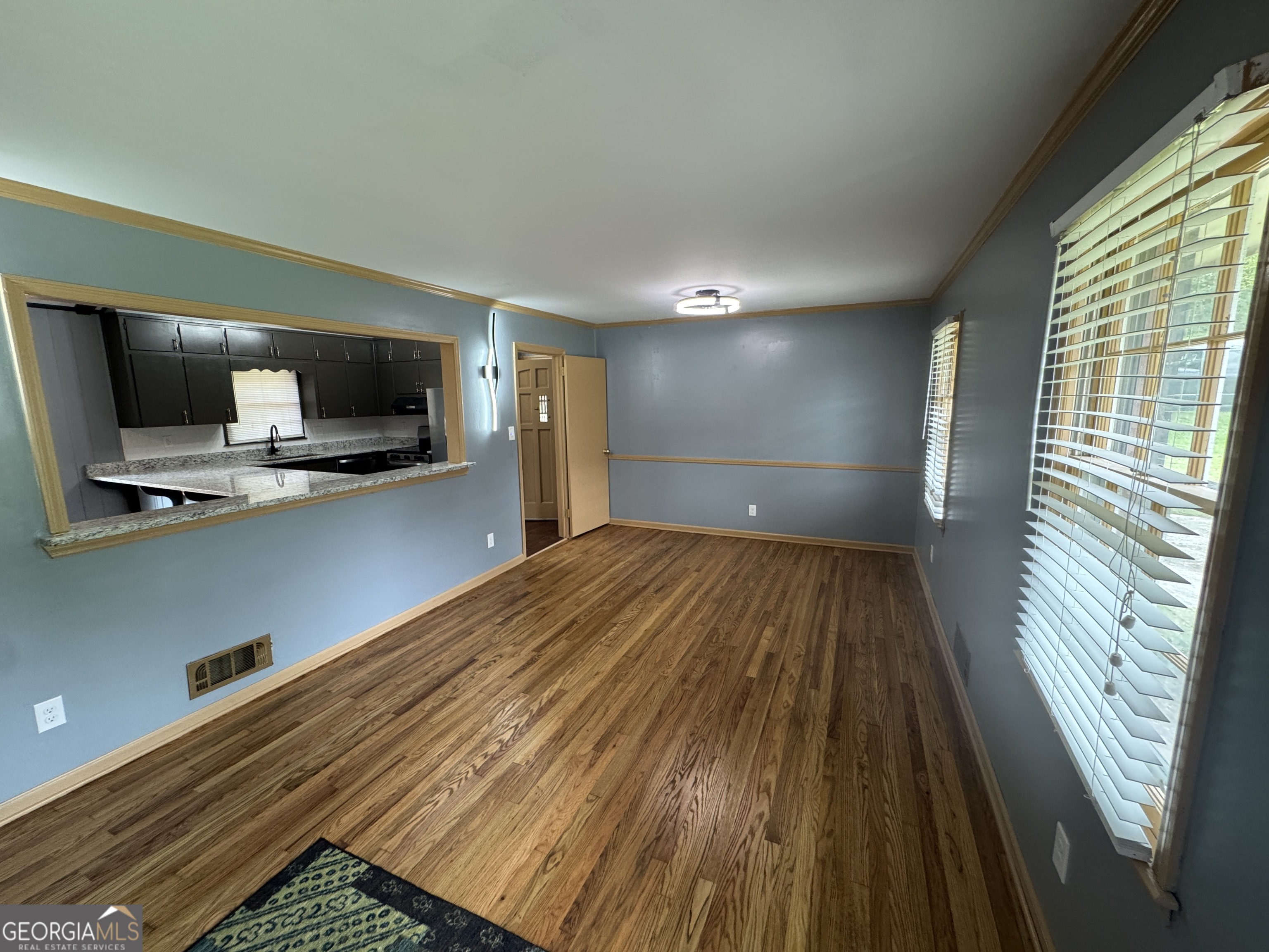 1409 Azalea DR