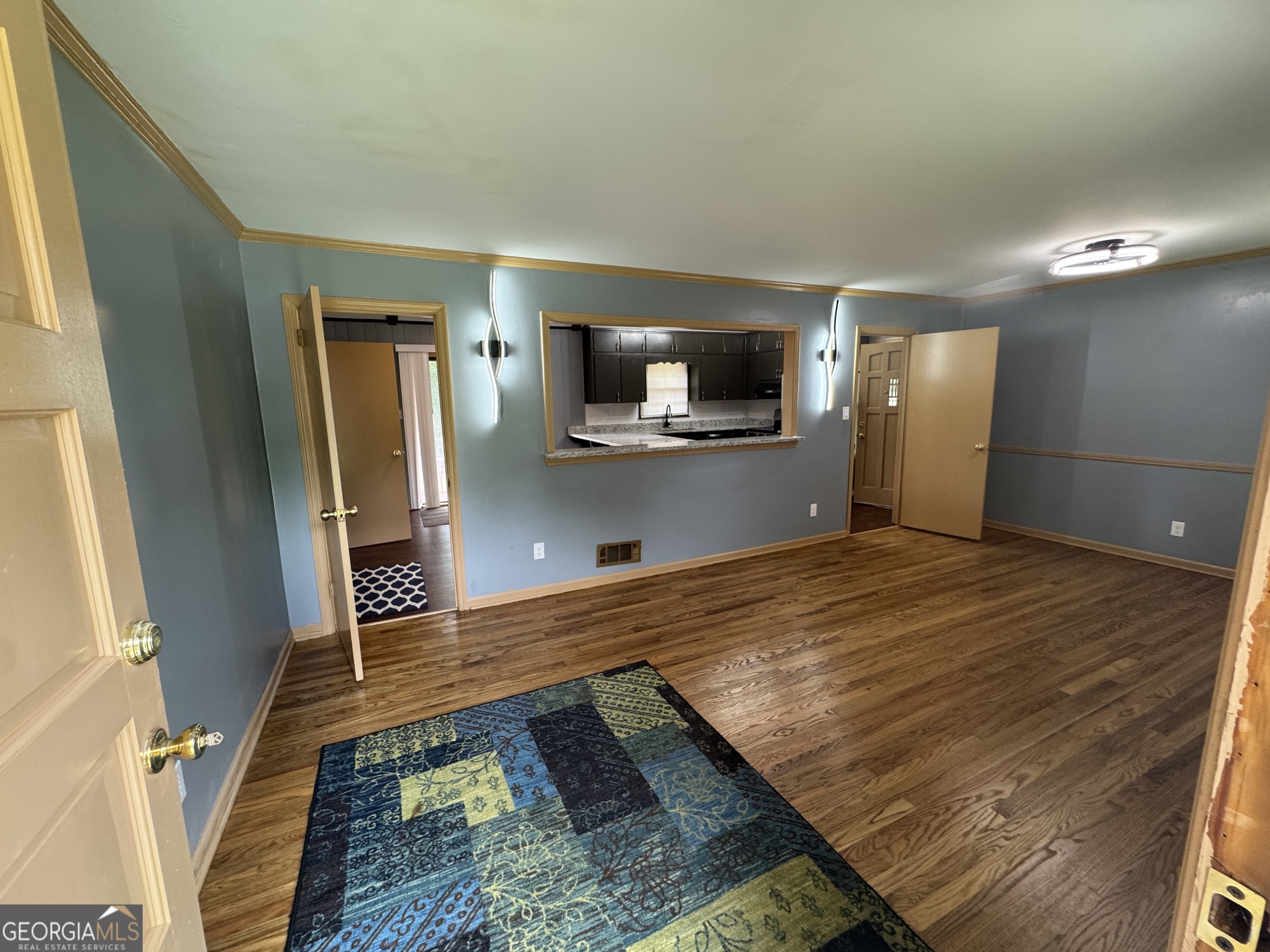 1409 Azalea DR