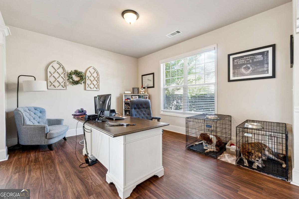 320 Liberty DR