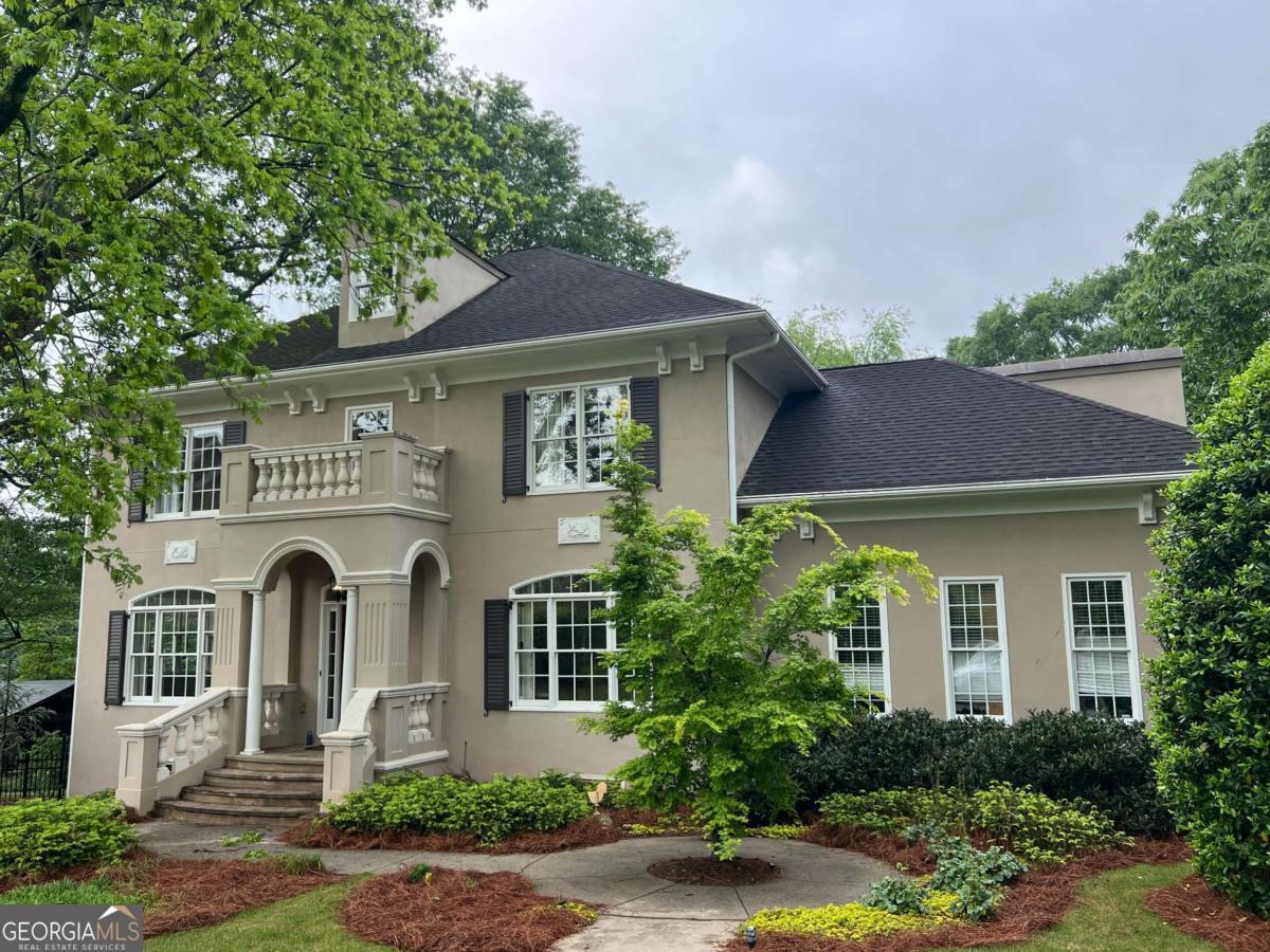 2038 Lee RD SE