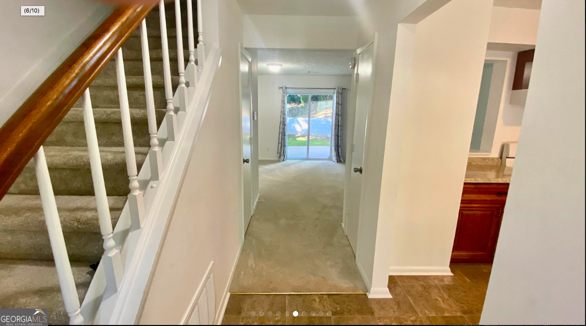 2944 Aspen Woods Entry
