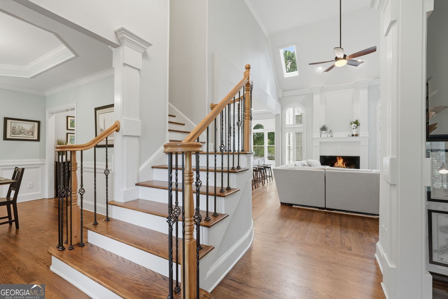 215 Bayfield CT