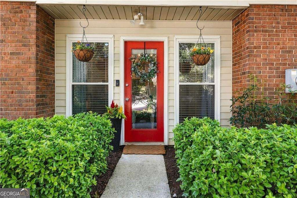 1280 Jamestowne TRL
