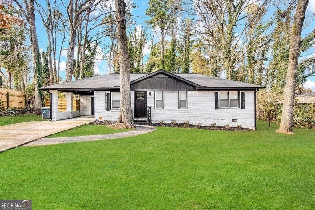 Photo of 1722 Mcclelland Avenue, East Point, GA 30344 (MLS # 10739766)