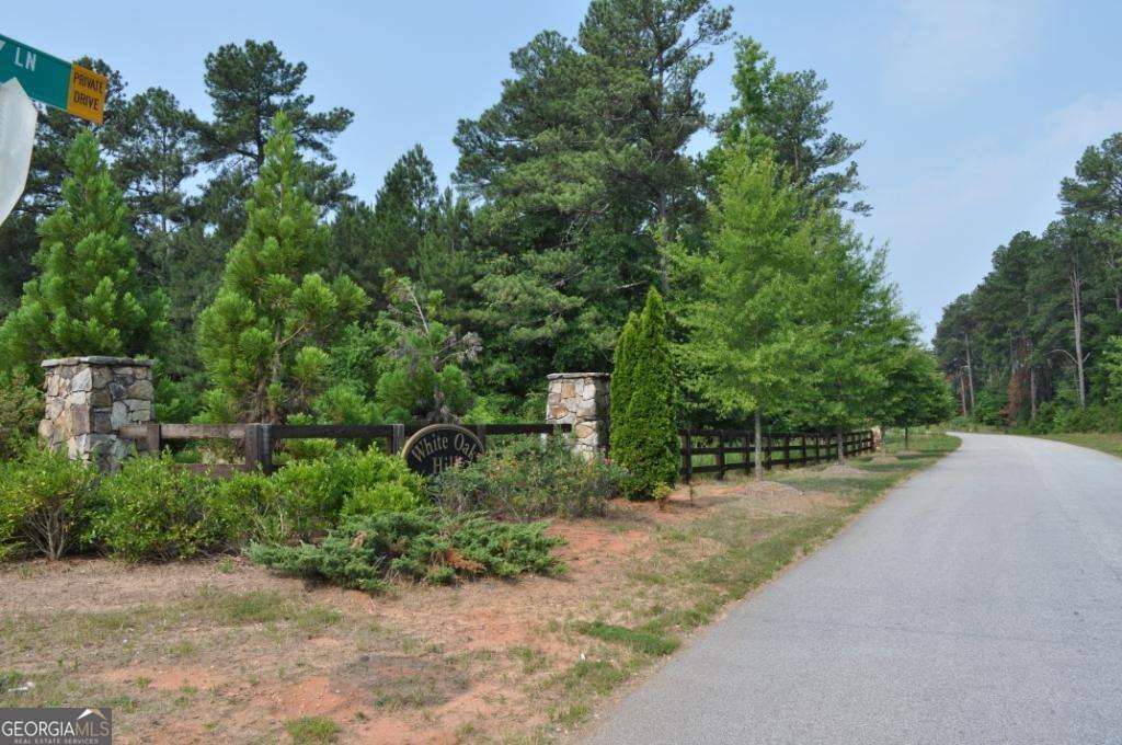 535 Penny LN