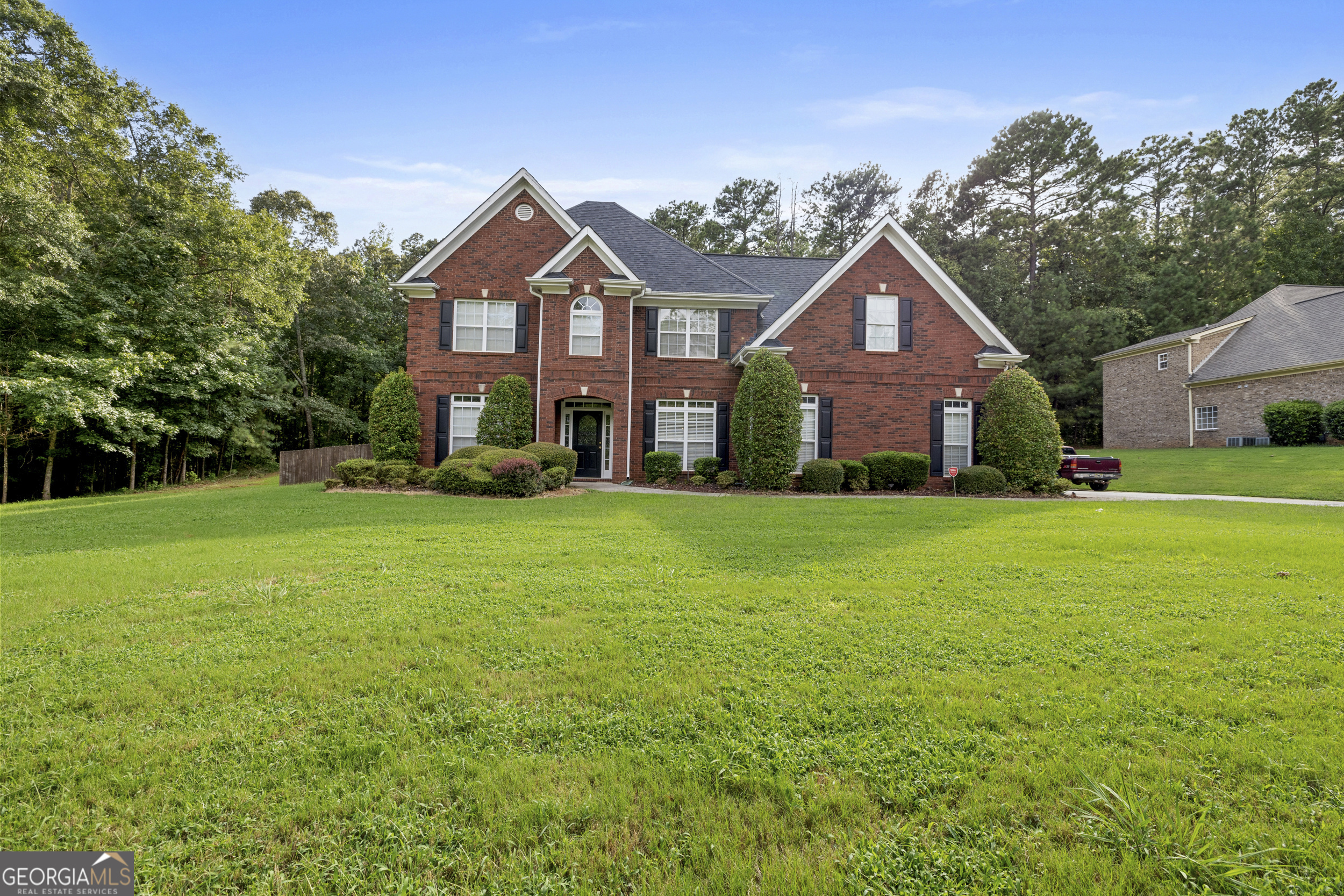 2104 Crest Wood DR