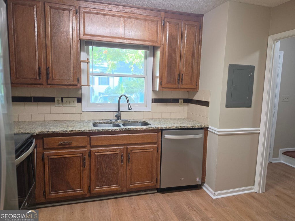 Photo of 1728 Twin Brooks Drive SE, Marietta, GA 30067 (MLS # 10882559)