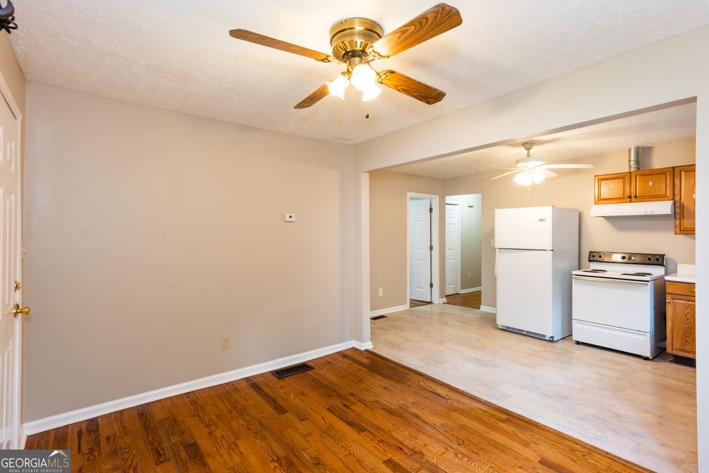 Photo of 3172 Humphries Drive SE #REAR, Atlanta, GA 30354 (MLS # 10694477)