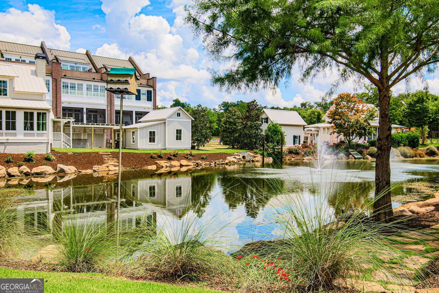 Senoia, Georgia 30276, United States, 3 Bedrooms Bedrooms, ,4 BathroomsBathrooms,Residential,Active,232829