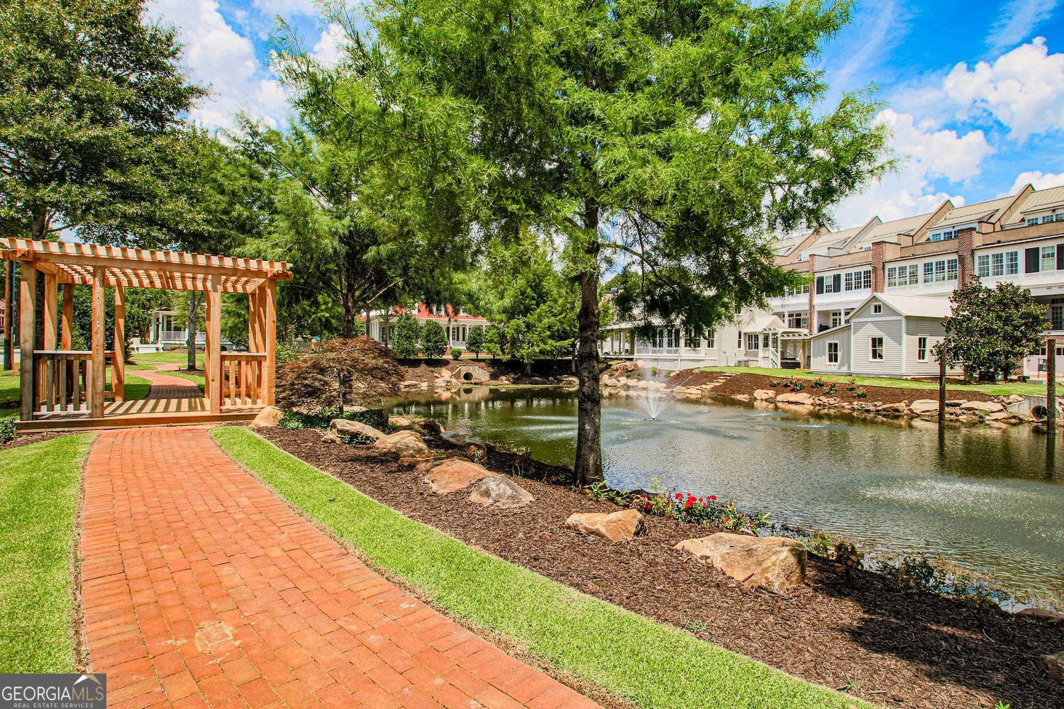 Senoia, Georgia 30276, United States, 3 Bedrooms Bedrooms, ,4 BathroomsBathrooms,Residential,Active,232829