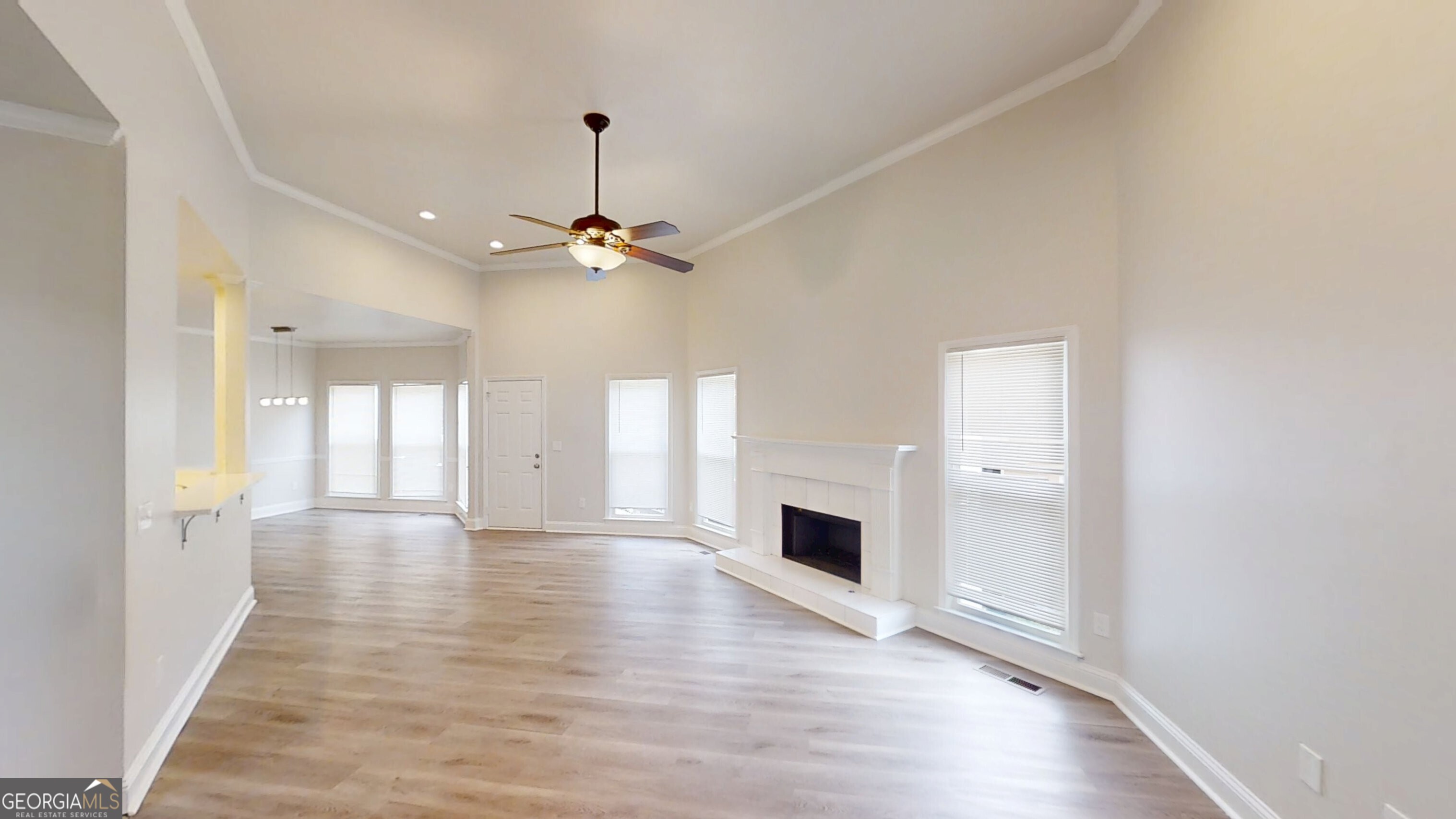 1391 Brentwood LN