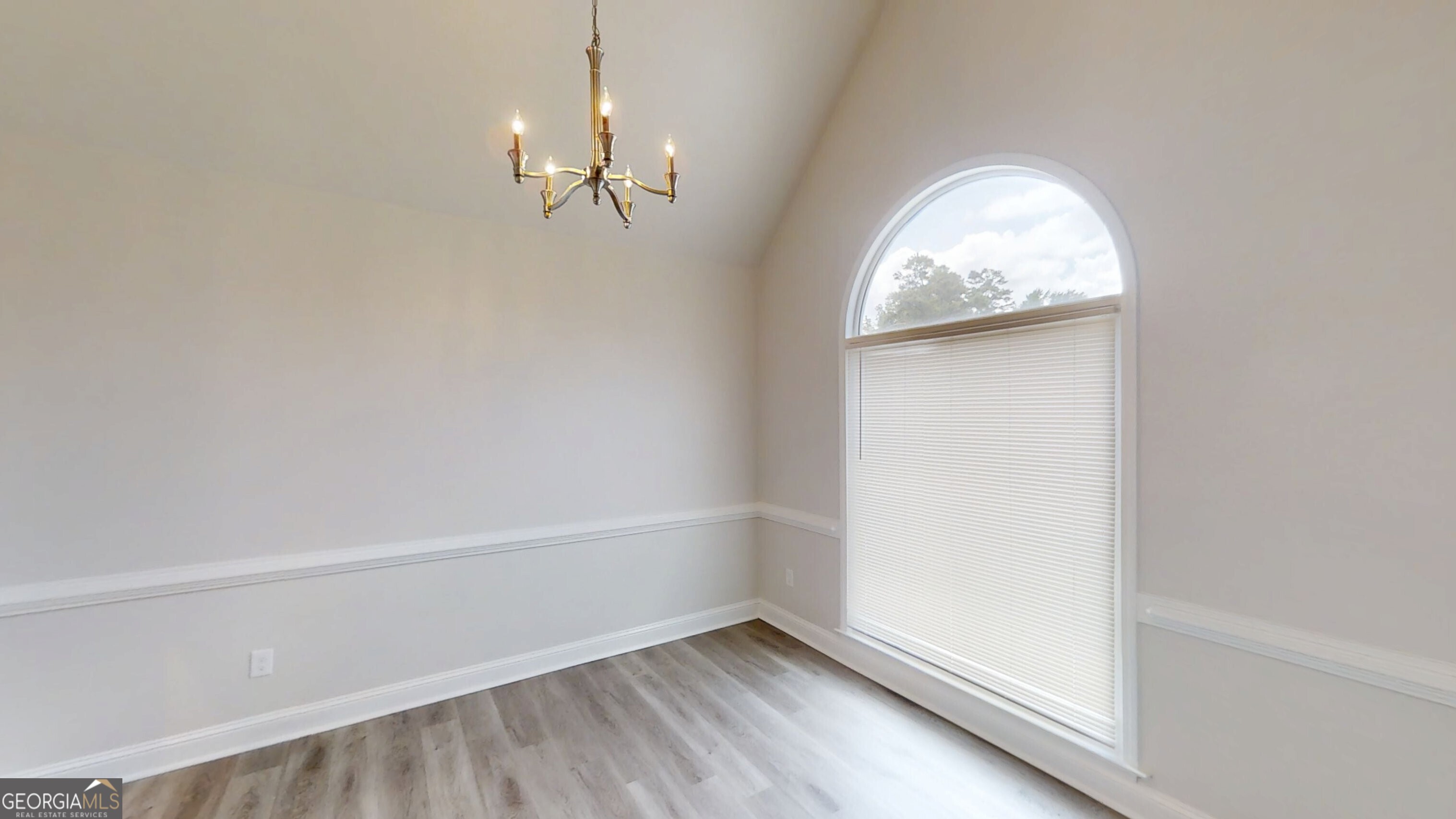 1391 Brentwood LN