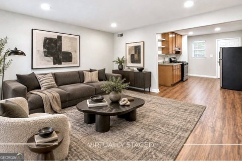 Photo for 3203 E Point ST 5