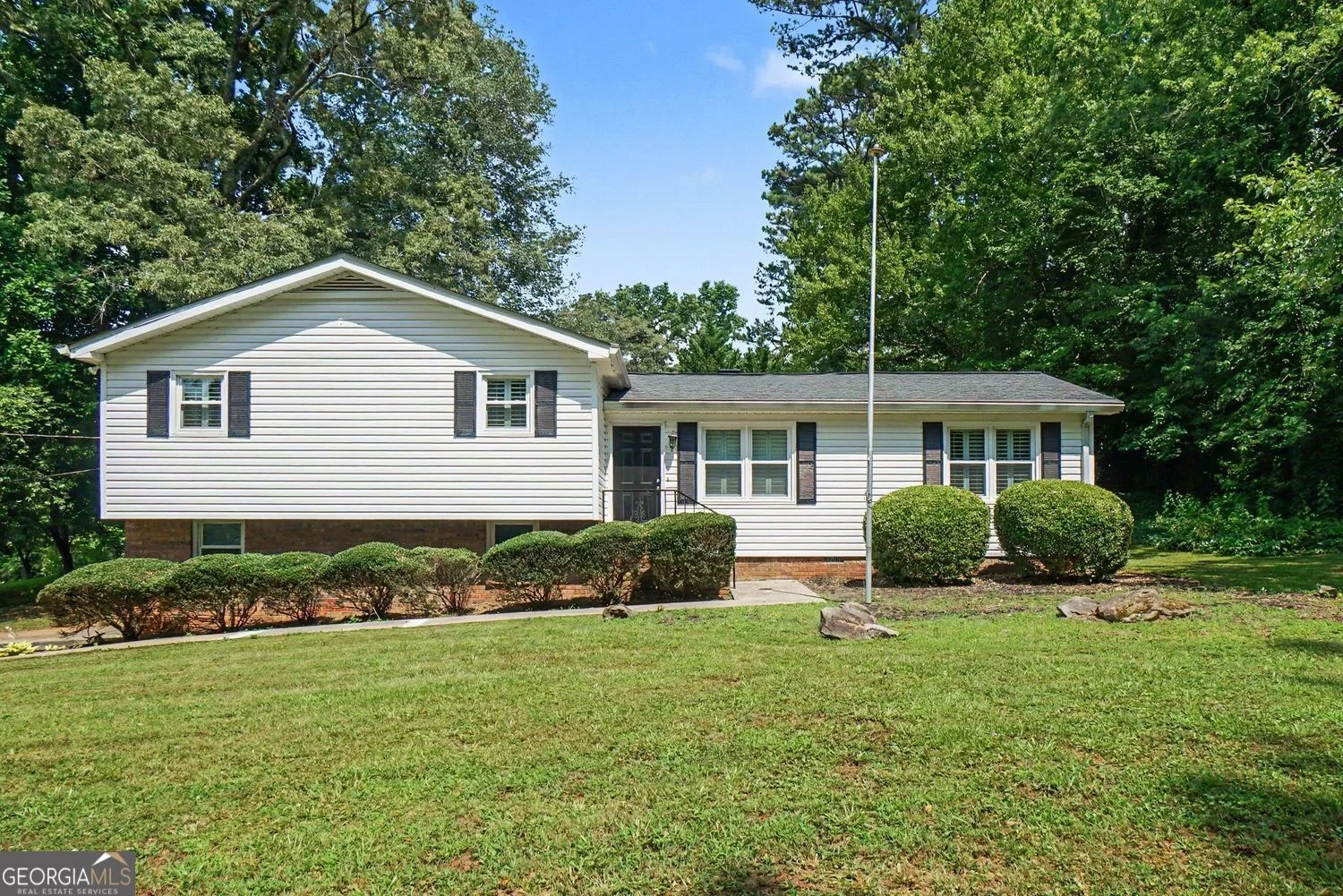 1272 Oakwoods Drive
