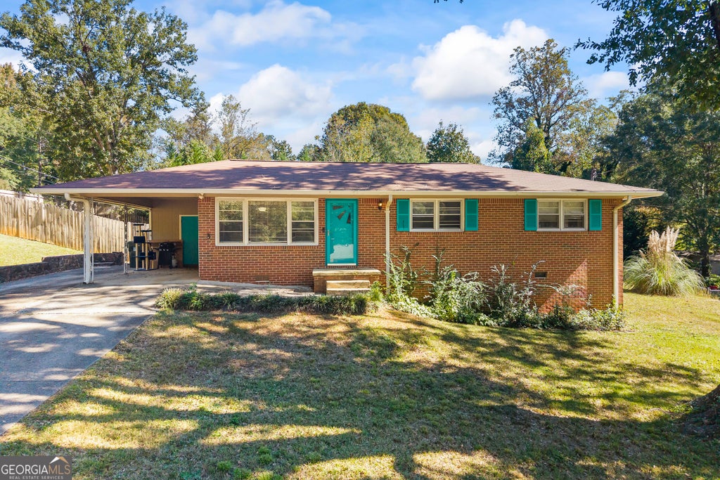 Photo of 11 Poplar Street, Toccoa, GA 30577 (MLS # 10874994)