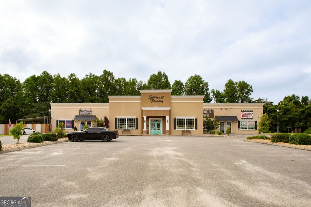 Photo of 3005 W Highway 84, Blackshear, GA 31516 (MLS # 10725184)