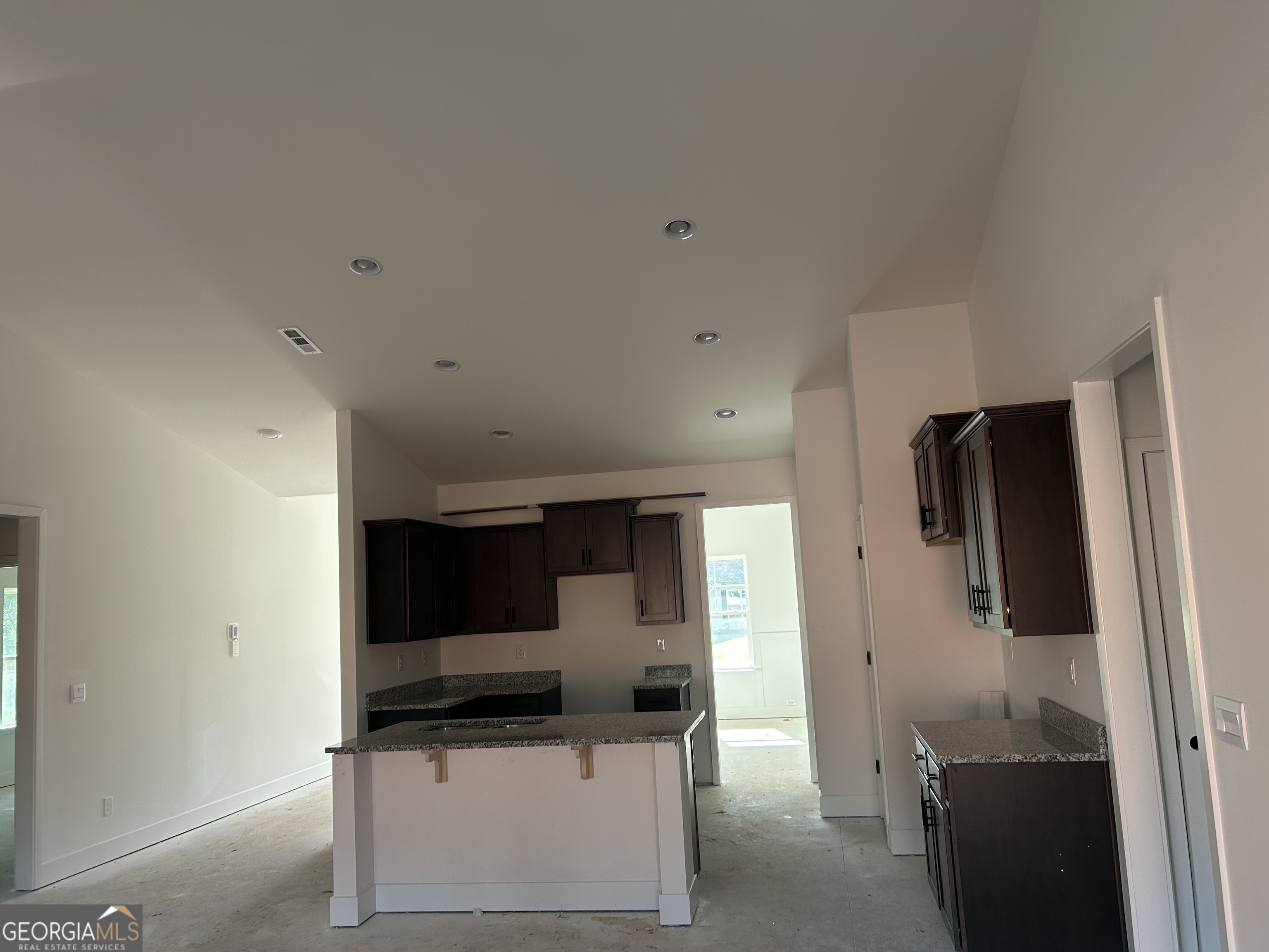 1406 Barrington LN