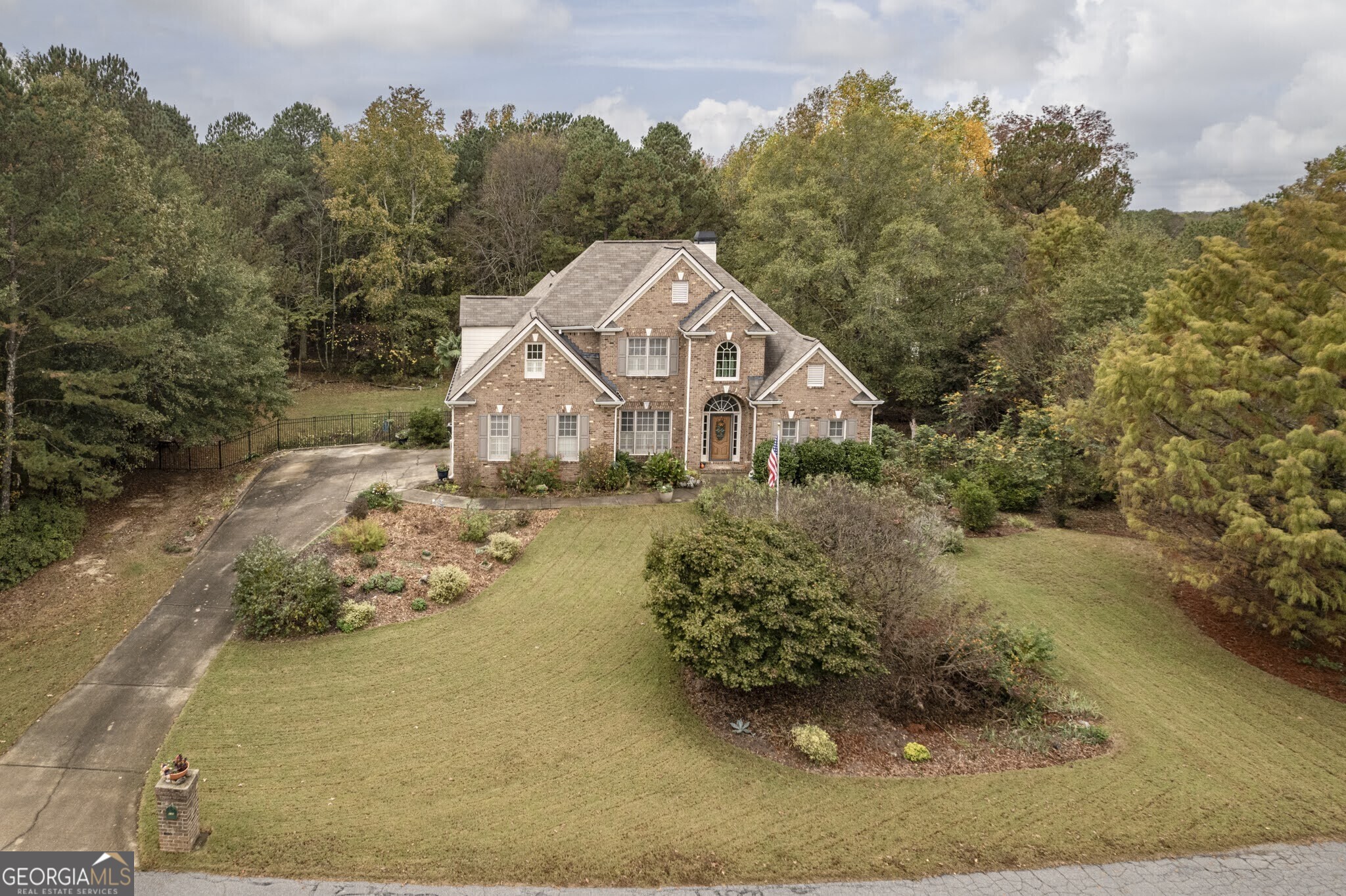 2194 NE Indian Shoals DR