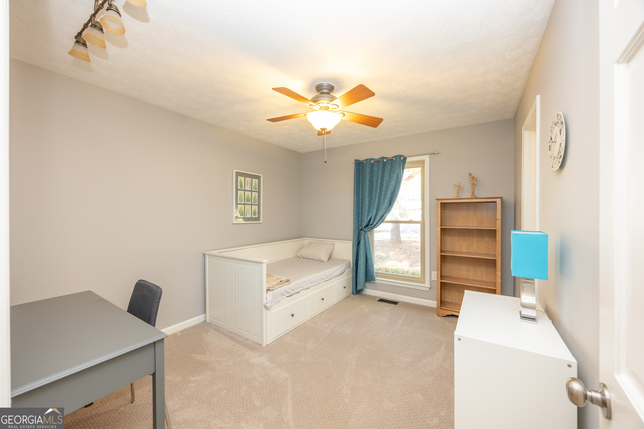 Peachtree City, Georgia 30269, United States, 4 Bedrooms Bedrooms, ,3 BathroomsBathrooms,Residential,Active,243830