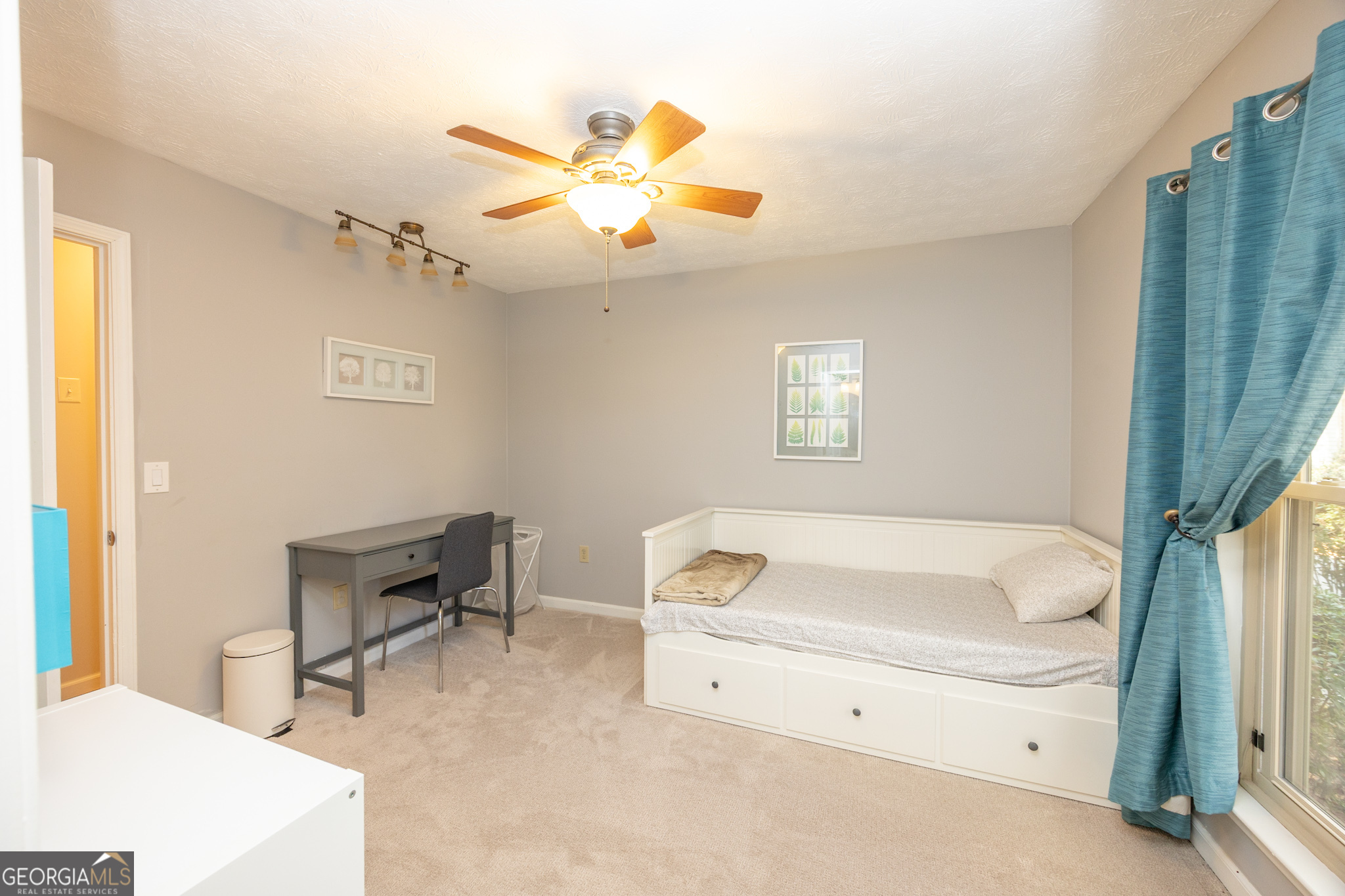 Peachtree City, Georgia 30269, United States, 4 Bedrooms Bedrooms, ,3 BathroomsBathrooms,Residential,Active,243830