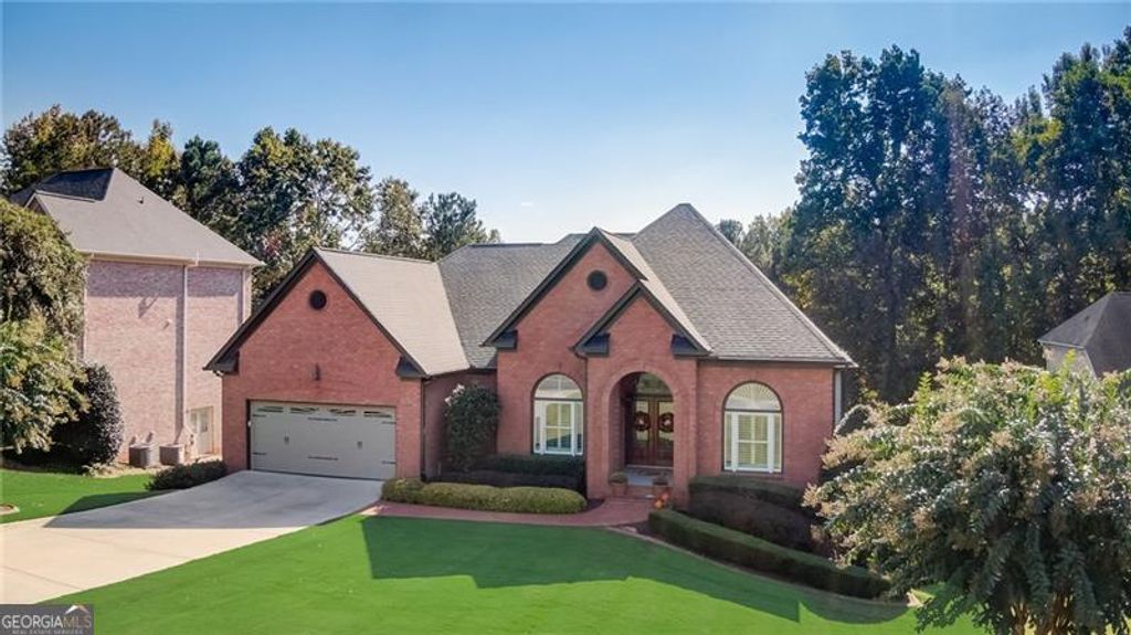 Photo of 6610 Bridlewood Way, Suwanee, GA 30024 (MLS # 10765795)