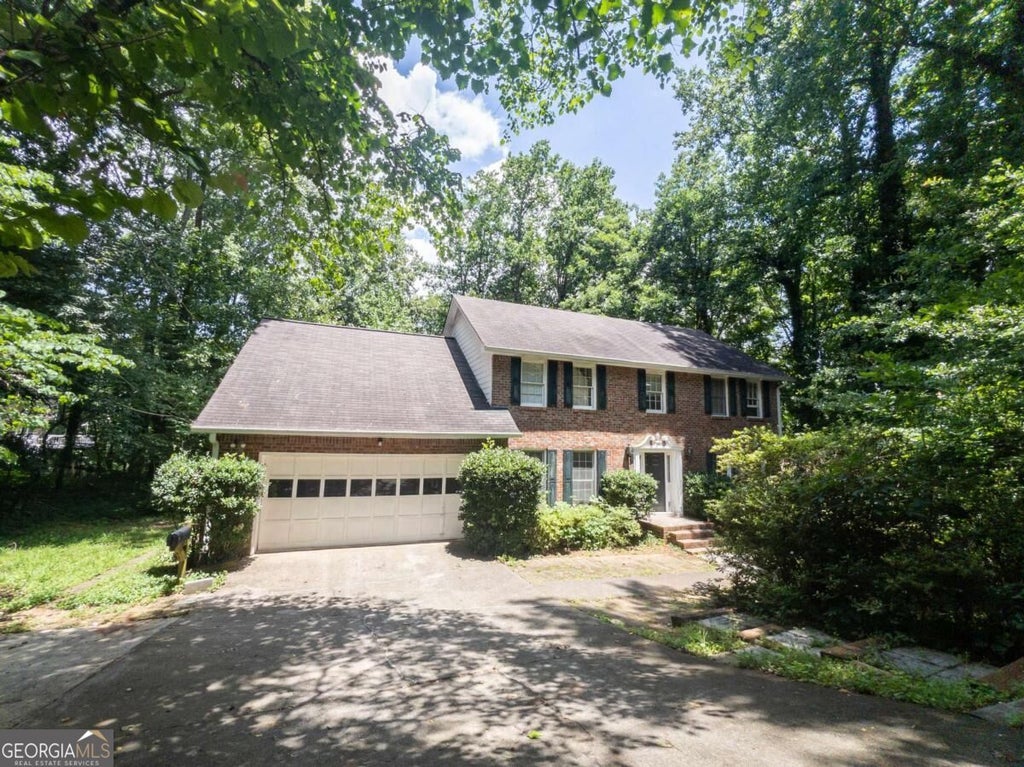 Photo of 965 Millbrook Court, Tucker, GA 30084 (MLS # 10875514)