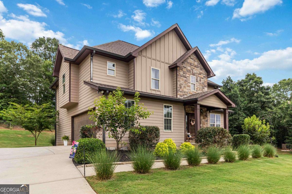 105 Maple DR