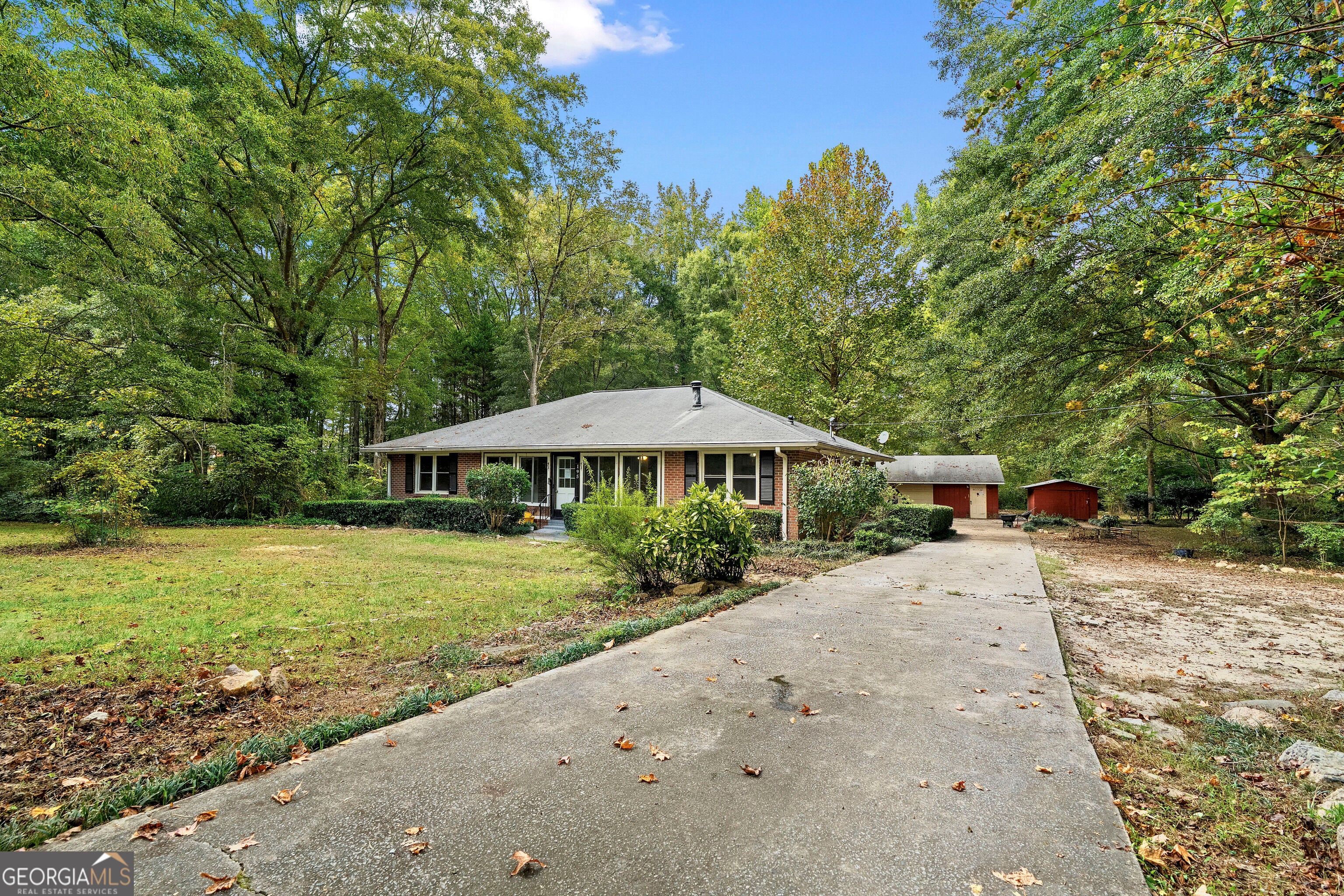 195 Rosewood AVE