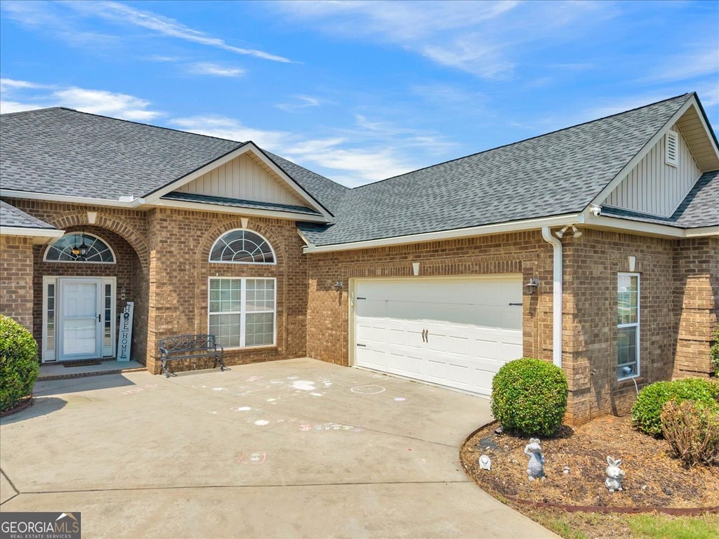 Photo of 300 Post Oak Way, Warner Robins, GA 31088 (MLS # 10785246)