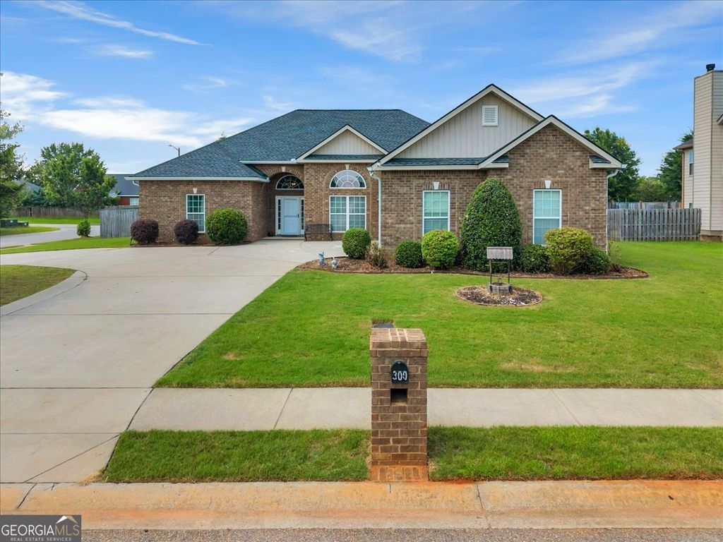 Photo of 300 Post Oak Way, Warner Robins, GA 31088 (MLS # 10785246)